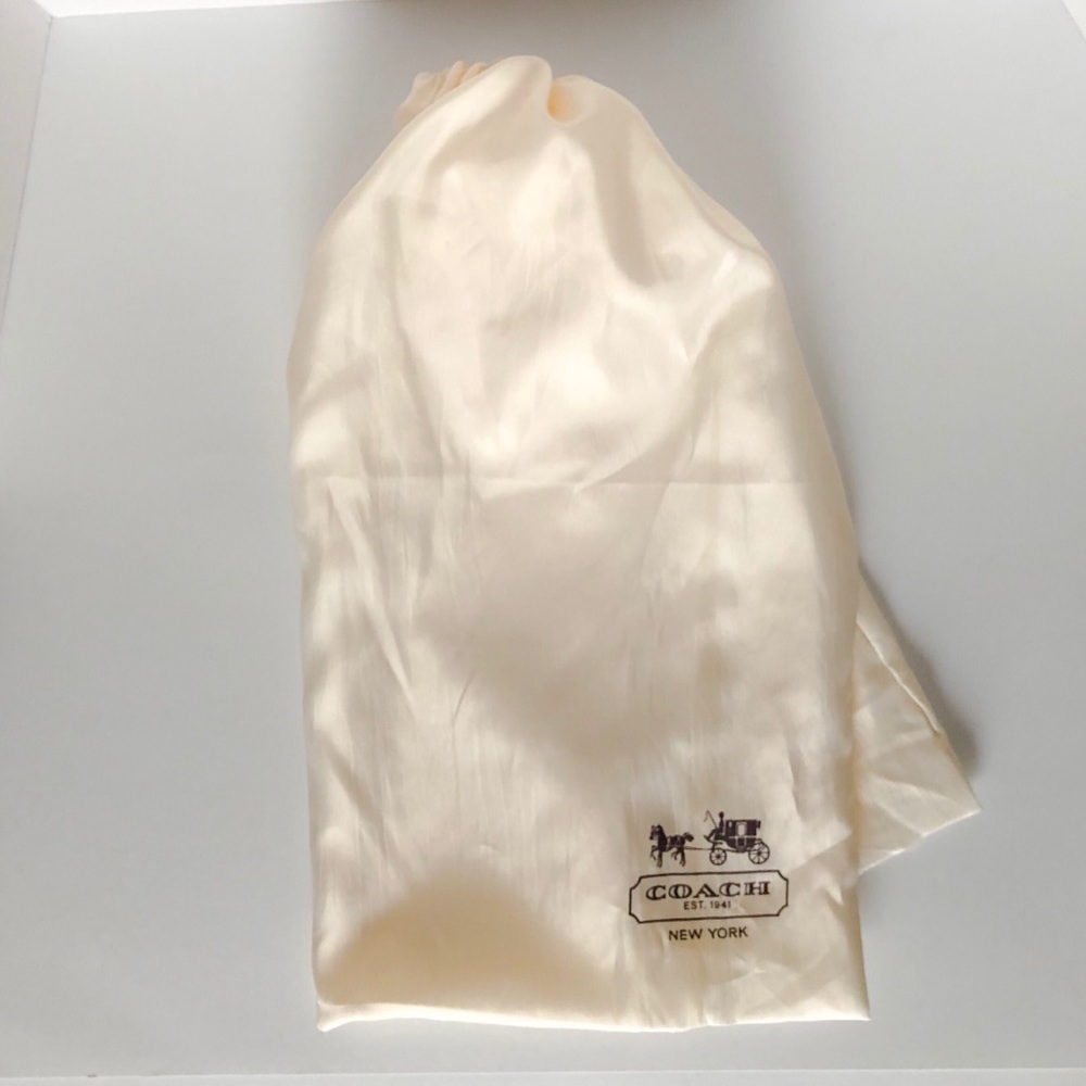 Coach 19620 Poppy Signature C Crosshatch Tote - Picture 8 of 8